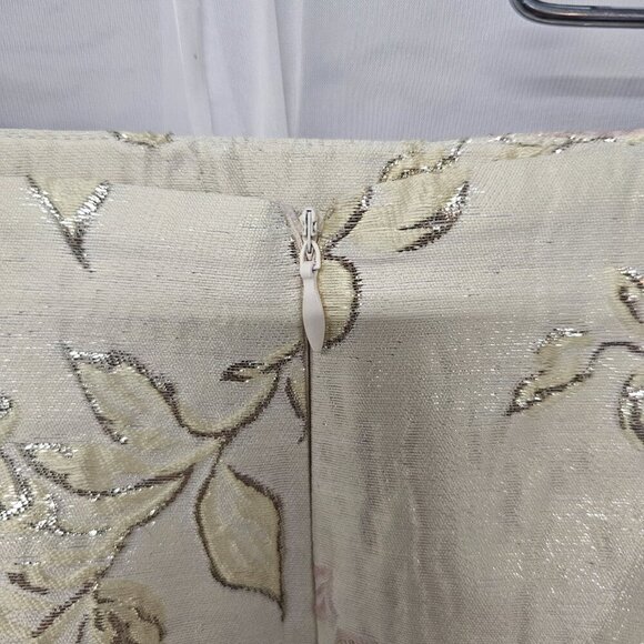 NWT Lulus Cream Pink Brocade Floral Mini Skirt Satin Metallic Coquette M - Picture 4 of 10